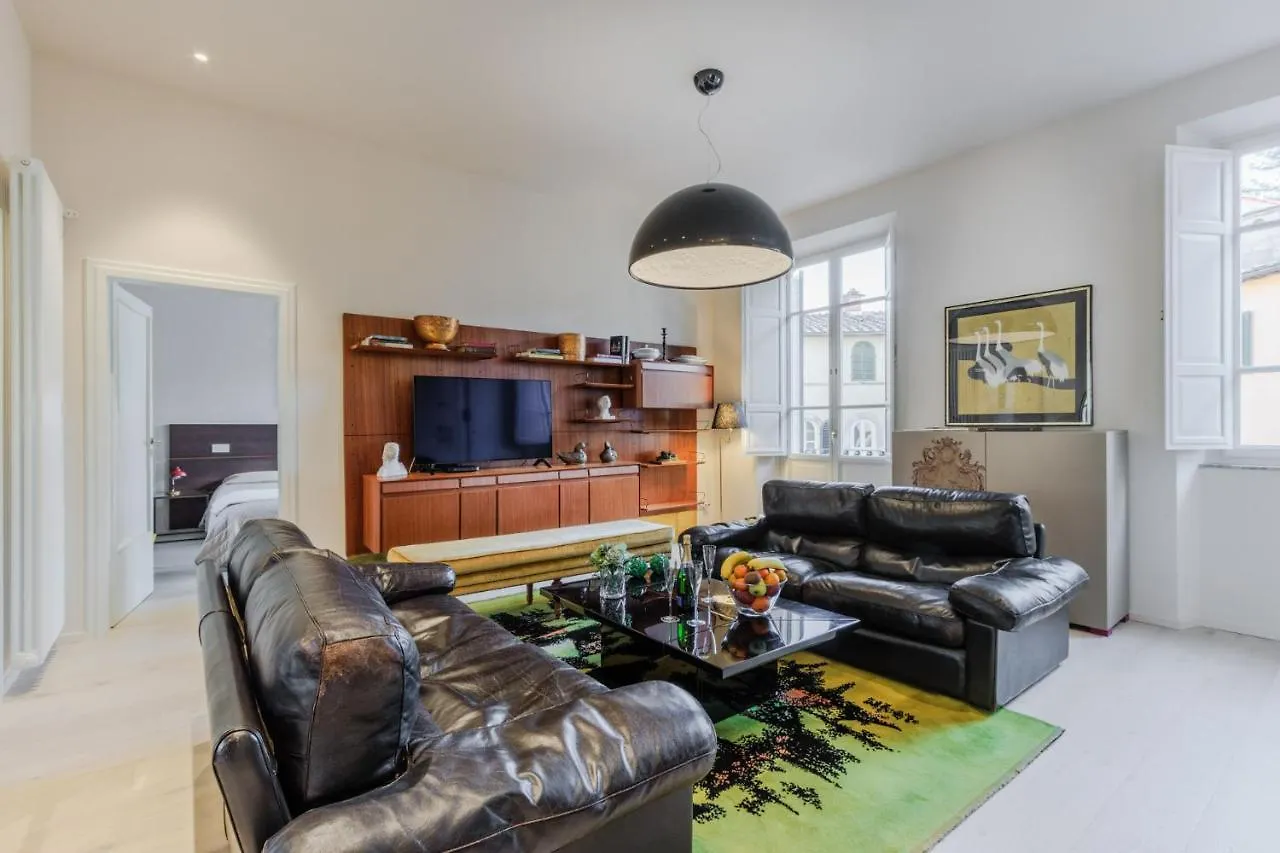 Casa Designer Modern 1St Floor Apartment With Terrace Lucca